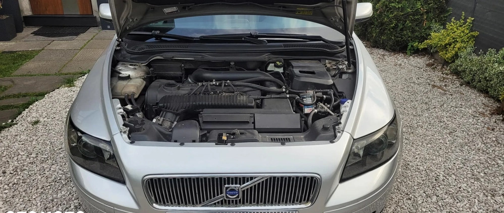 Volvo V50 cena 23600 przebieg: 197100, rok produkcji 2005 z Szczyrk małe 301